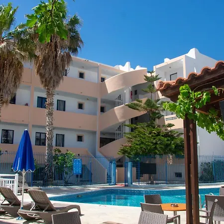 Apartmanhotel Harriets *