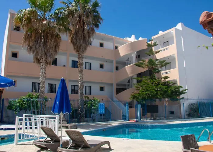 Aparthotel Harriets 3*