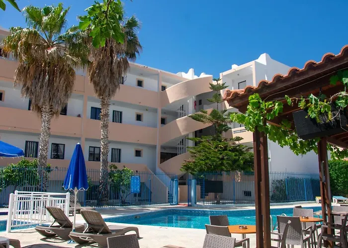 Aparthotel Harriets 3*